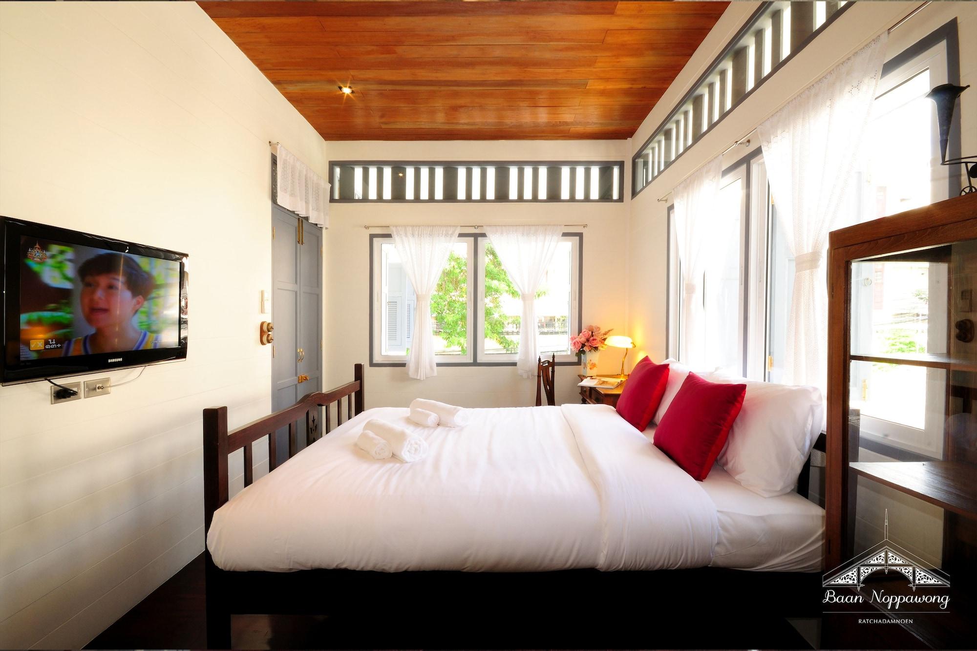 Baan Noppawong Hotel Bangkok Bagian luar foto