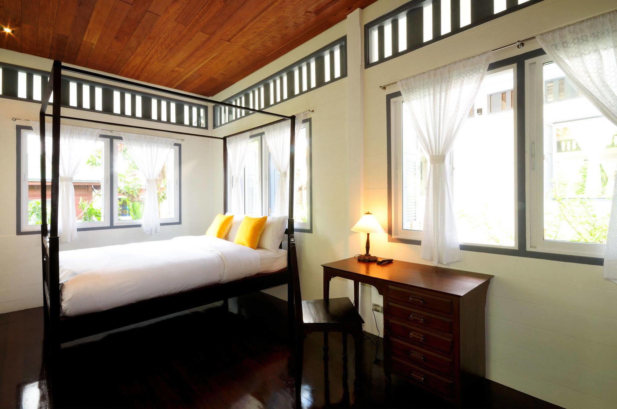 Baan Noppawong Hotel Bangkok Bagian luar foto
